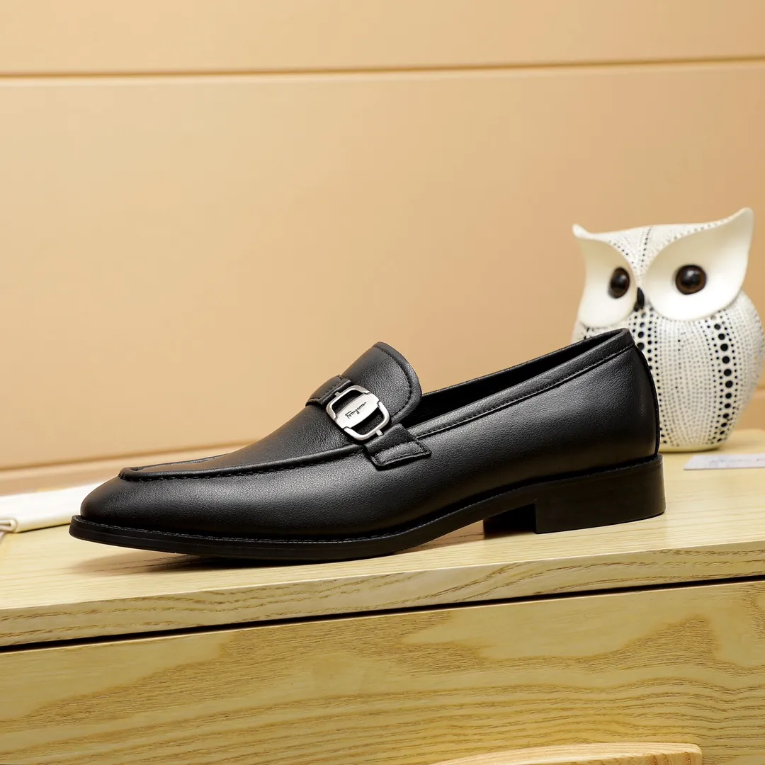 Factory price 420 🔥Ferragamo's new men's casual slip-on shoes🇨🇳Official website original 1:1 mold opening, original quality💯Fine workmanship, high-end luxury☘The upper is made of imported Italian first-layer cowhide🌴🐑leather lining🍓Rubber wear-resistant and non-slip outsole, breathable and comfortable to wear🍍The first choice for high-end men🍉Black, size 38-45